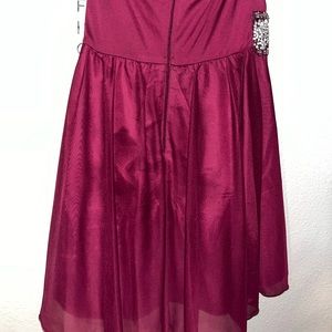 It doesn’t fit anymore it was worn once to a wedding